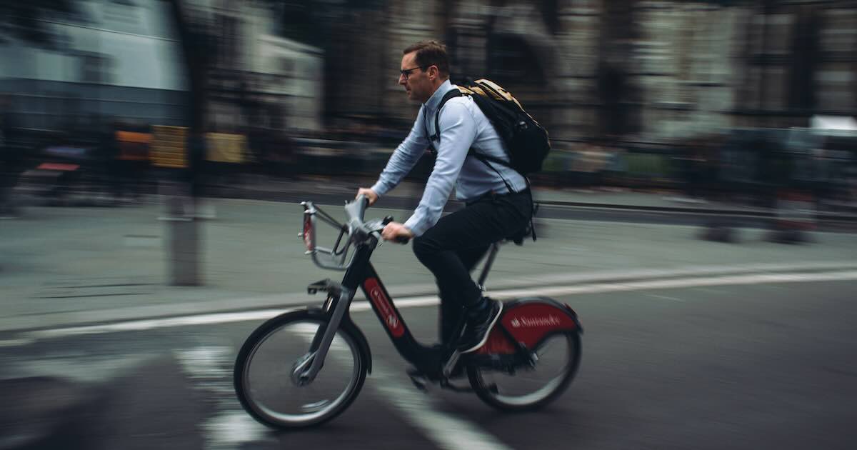 Cyclist commuting